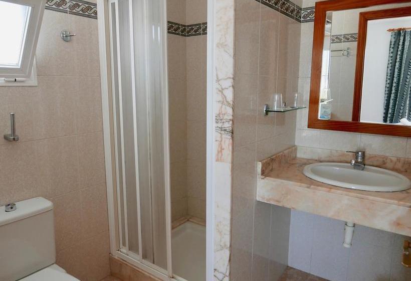 Hostal De La Caravel.la