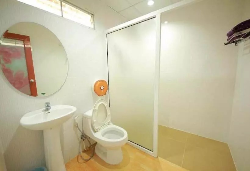 ホテル Baan Sabuy Jung