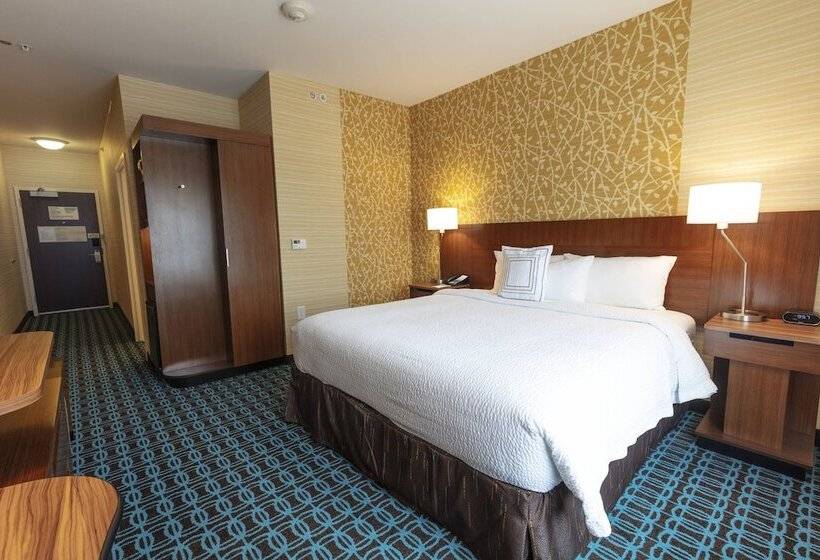 Отель Fairfield Inn & Suites By Marriott Atlanta Woodstock