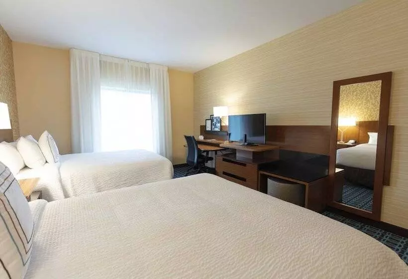 Hotelli Fairfield Inn & Suites By Marriott Atlanta Woodstock