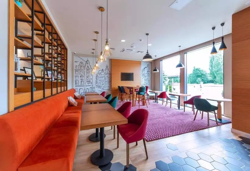 ホテル холидей инн калининград