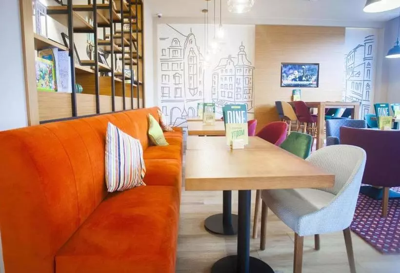 ホテル холидей инн калининград