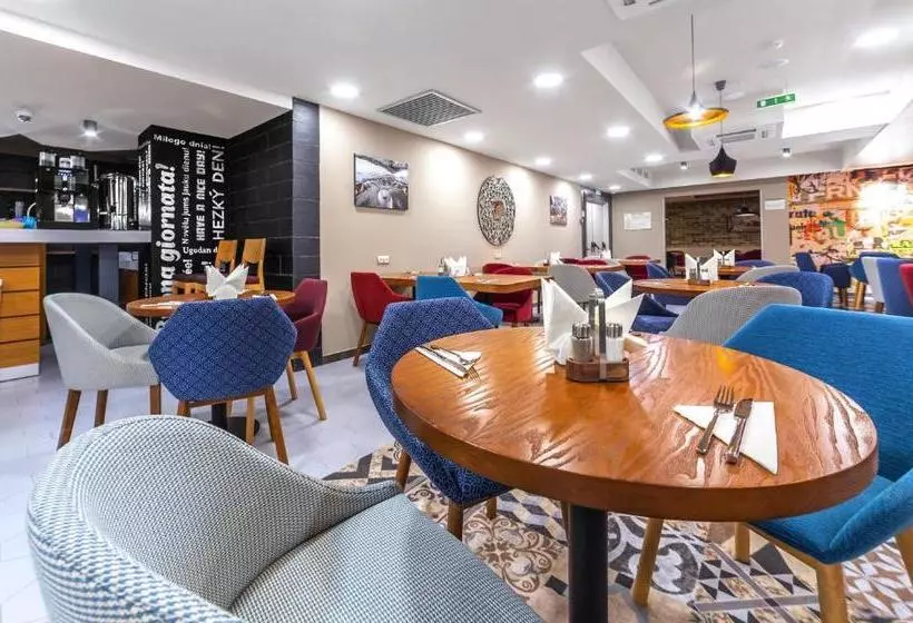 ホテル холидей инн калининград