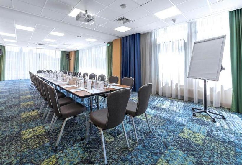 هتل холидей инн калининград