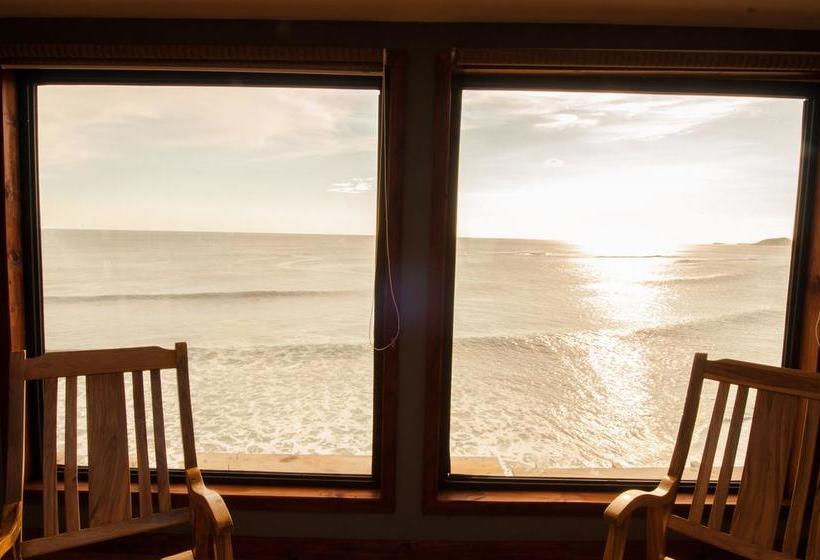 فندق Magnific Rock   Surf Resort & Yoga Retreat Nicaragua