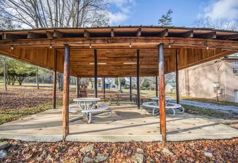 Hotelli Tremont Lodge & Resort