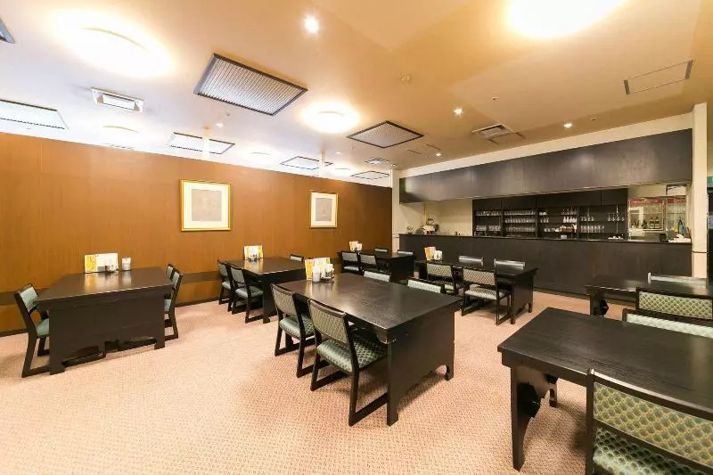 Pearl Hotel Ota
