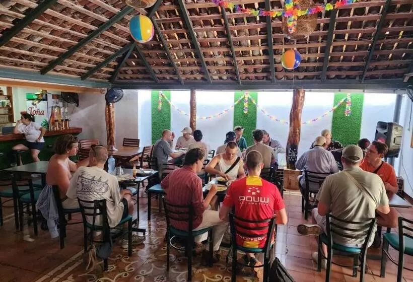 The Landing Hotel And Restaurant