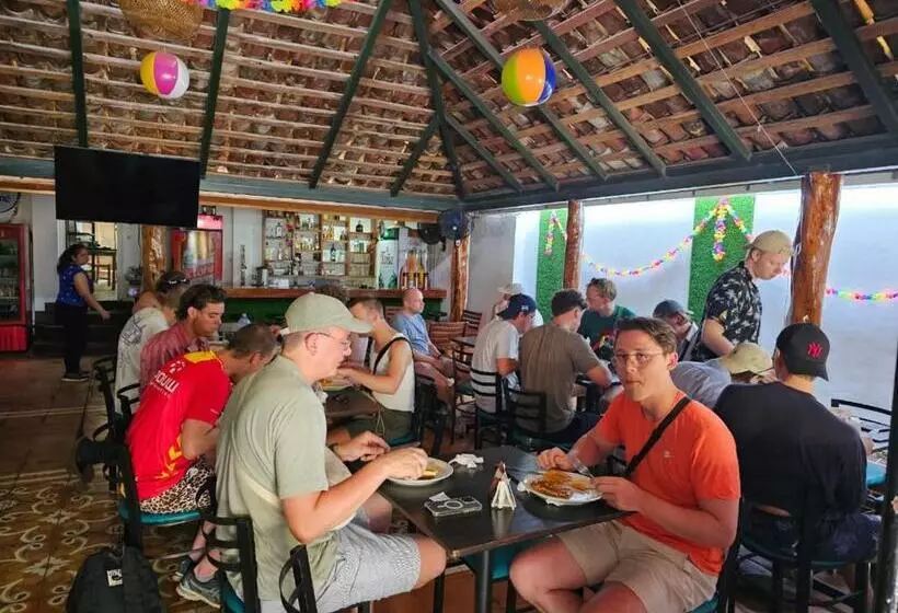 The Landing Hotel And Restaurant