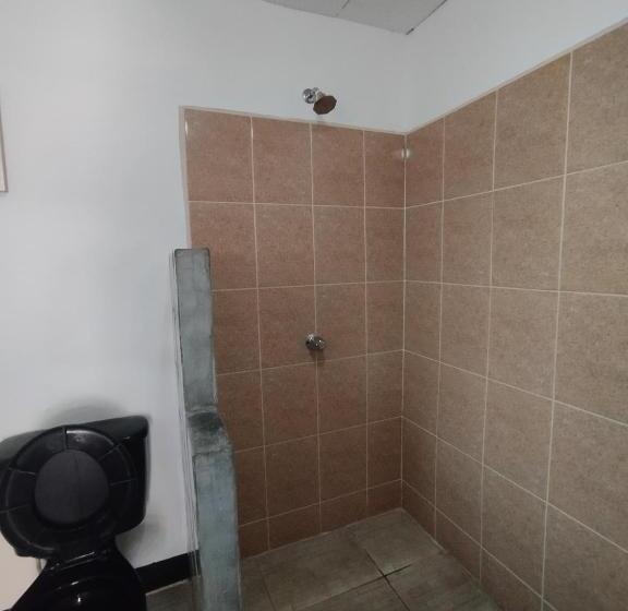 The Landing Hotel And Restaurant