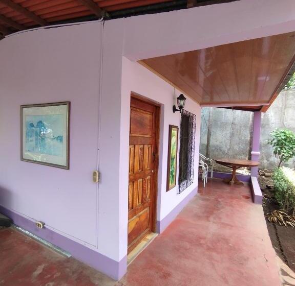 The Landing Hotel And Restaurant