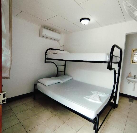 The Landing Hotel And Restaurant