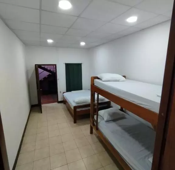 The Landing Hotel And Restaurant