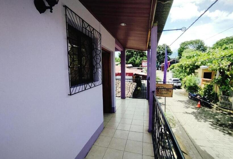 The Landing Hotel And Restaurant