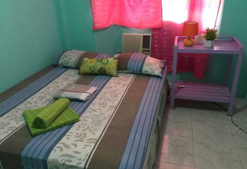 Hostel J & C Guesthouse