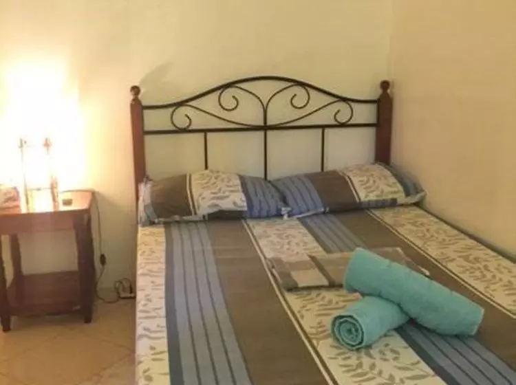 ユースホステル J & C Guesthouse