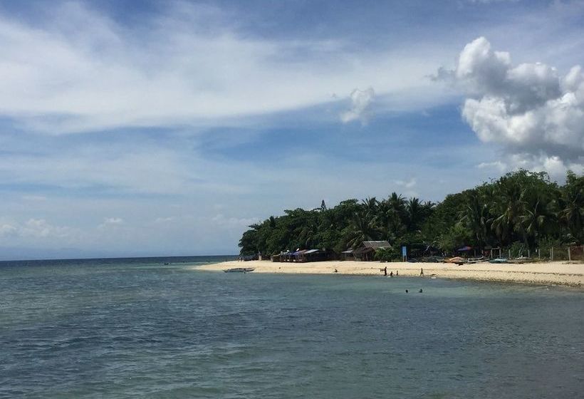 Hostel J & C Guesthouse