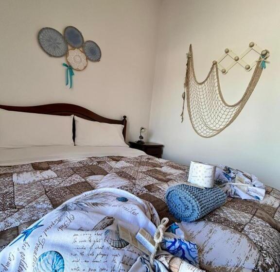 مبيت وإفطار Costa Blu