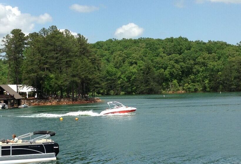 Blue Ridge Inn Bed & Breakfast