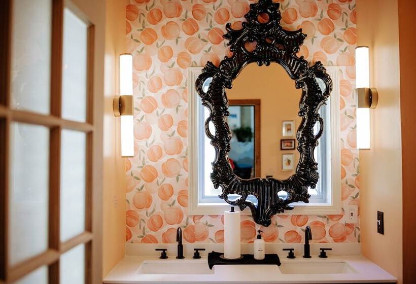 Blue Ridge Inn Bed & Breakfast