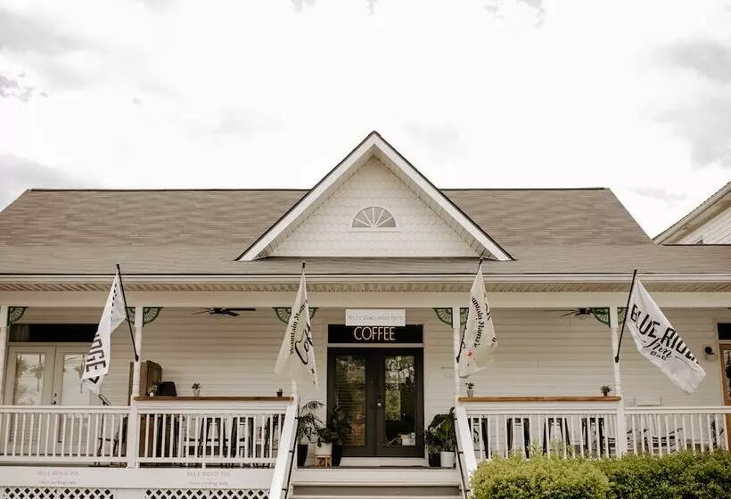 Blue Ridge Inn Bed & Breakfast