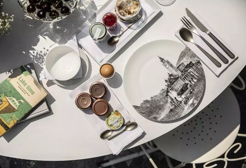 ホテル Casa Fantini   Lake Time