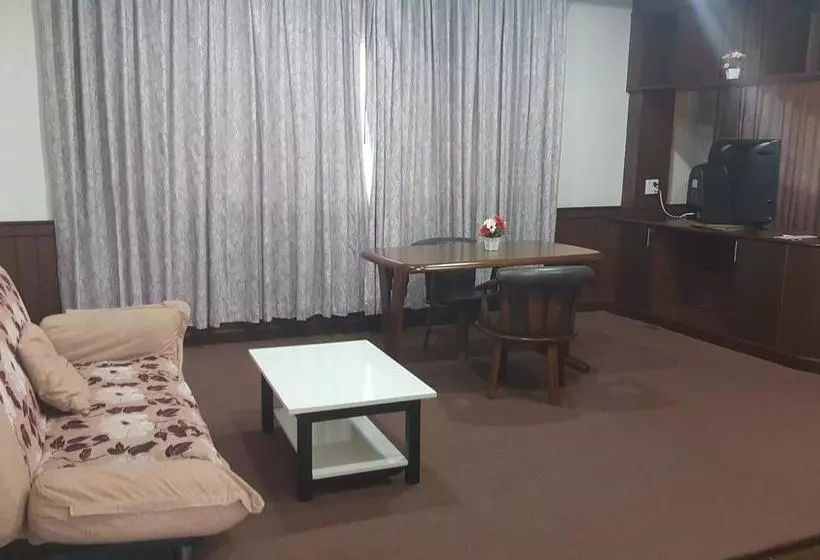 ホテル Chaiyaphum Park