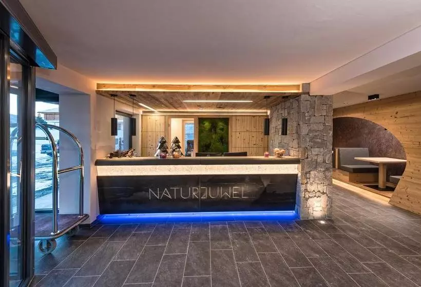 Hotelli Das Naturjuwel