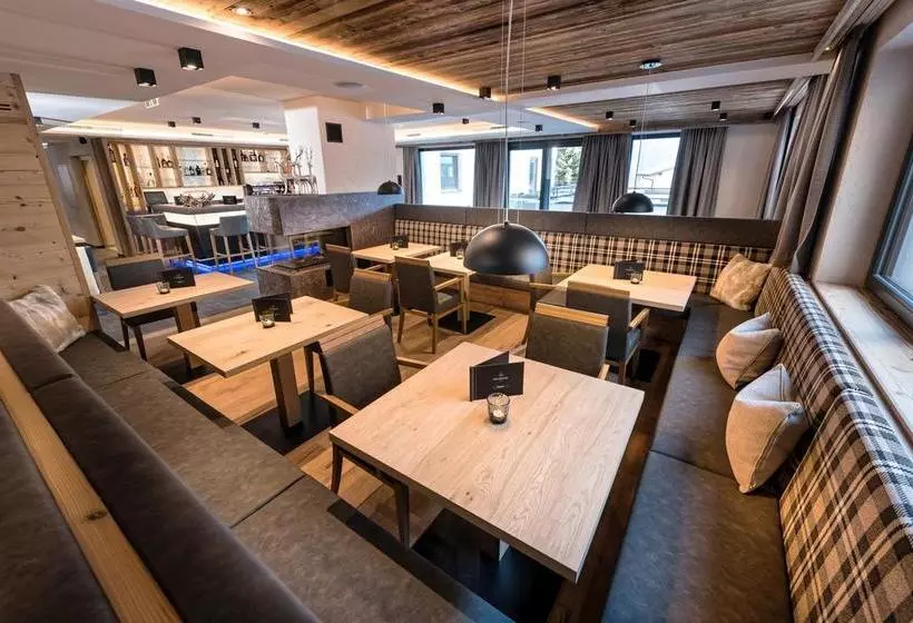 Hotelli Das Naturjuwel