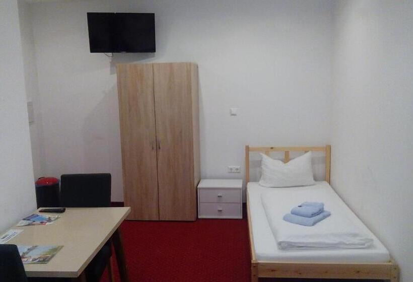 فندق Gasthof Zum Nibelungenbauer