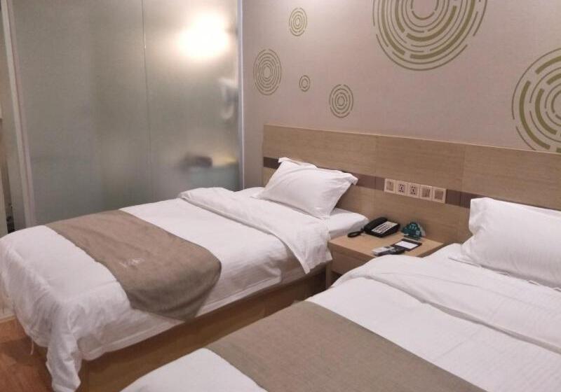 בית מלון כפרי Greentree Inn Henan Shangqiu Liangyuan District Railway Station Express