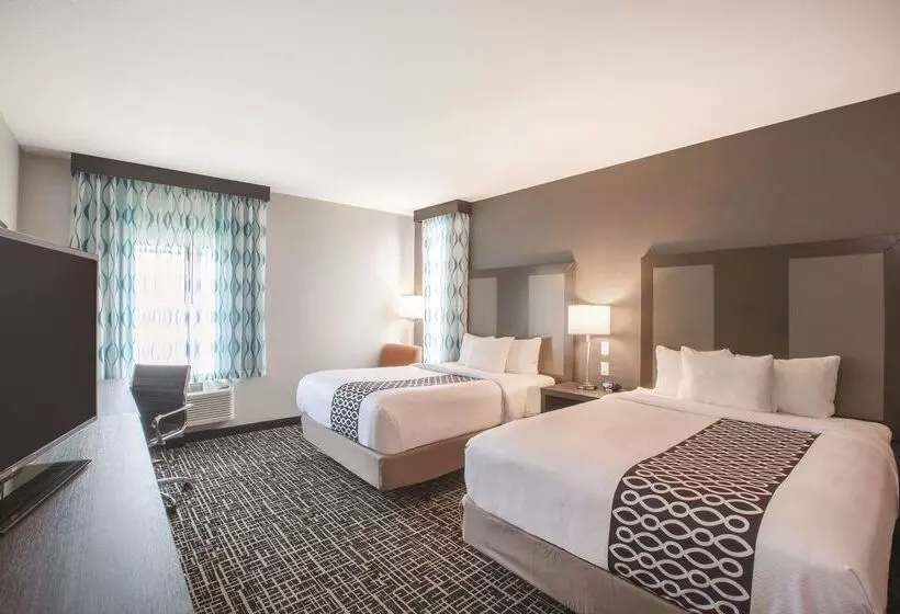 Hotelli La Quinta By Wyndham San Marcos Outlet Mall