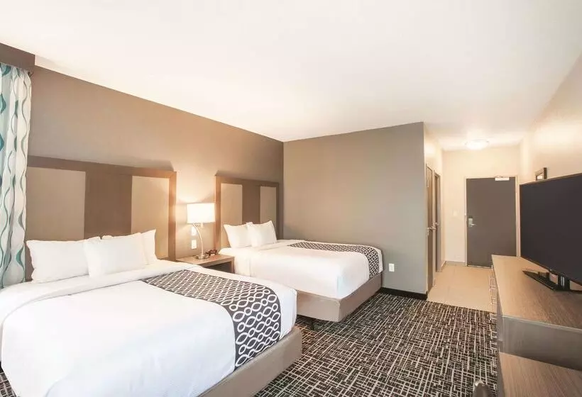 Hotelli La Quinta By Wyndham San Marcos Outlet Mall