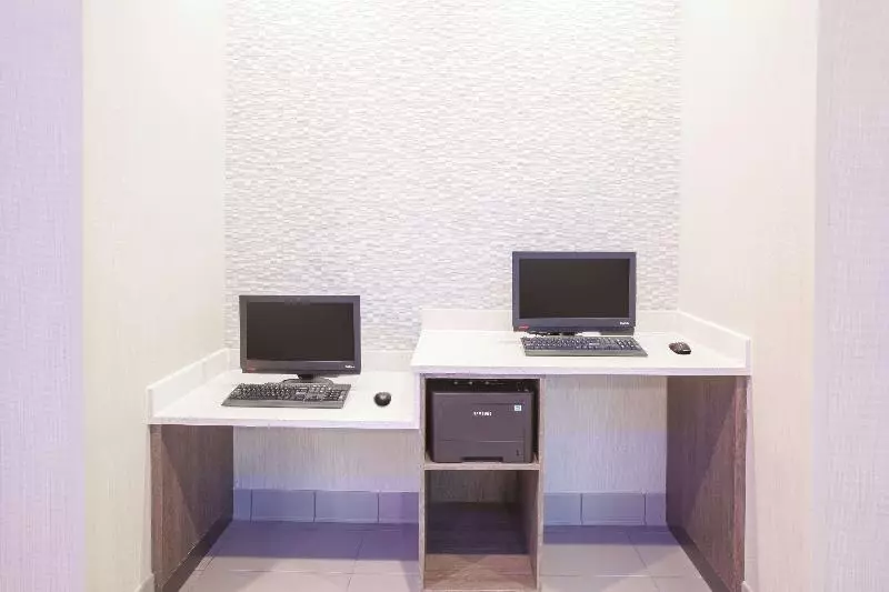 Hotelli La Quinta By Wyndham San Marcos Outlet Mall