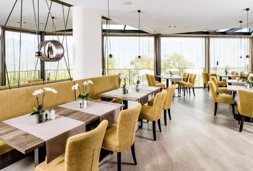 ホテル Plattenhof