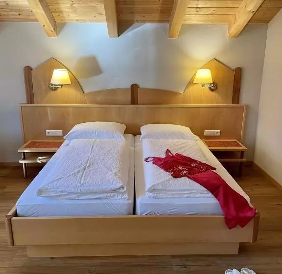 ホテル Residence Fallrohrhof