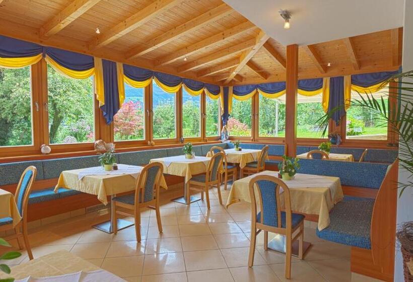 ホテル Residence Fallrohrhof