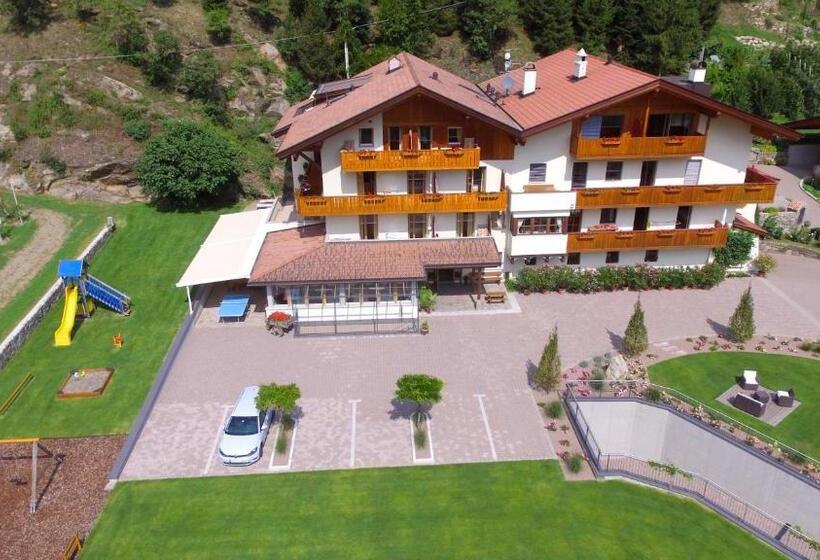 ホテル Residence Fallrohrhof