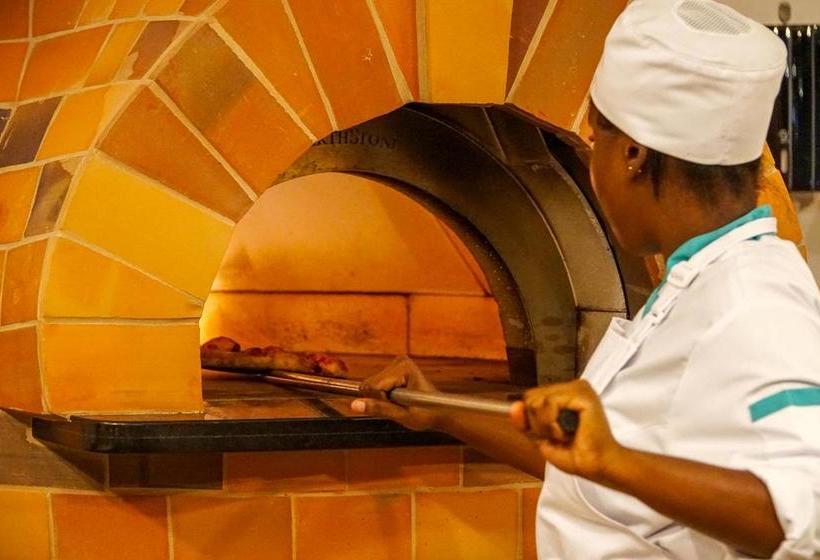 استراحتگاه Harbor Club St Lucia, Curio Collection By Hilton