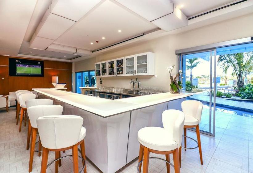 استراحتگاه Harbor Club St Lucia, Curio Collection By Hilton