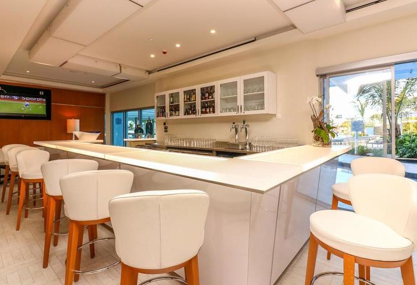 استراحتگاه Harbor Club St Lucia, Curio Collection By Hilton