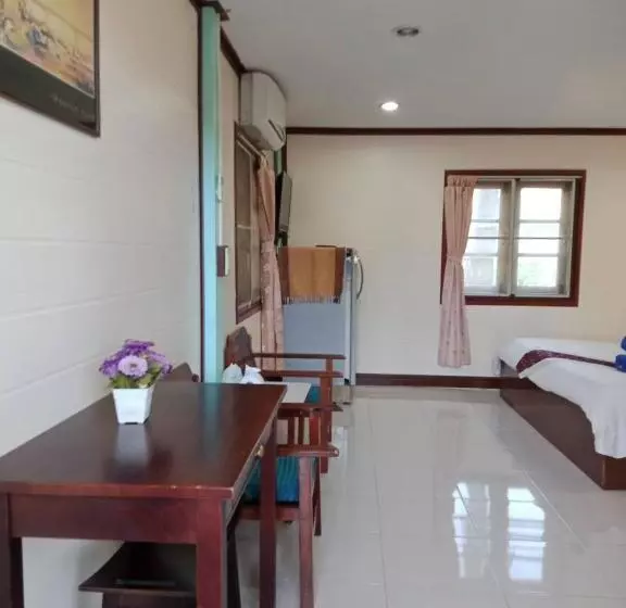 Lomakeskus Haad Somboon House