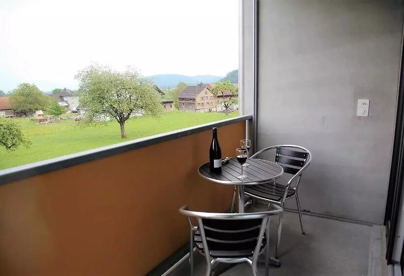 Wohnmotel   Hinterforst