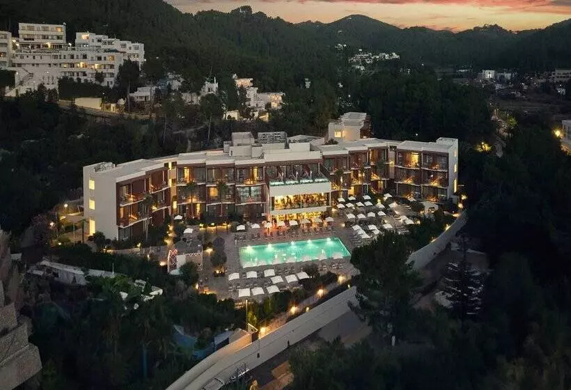 Cala San Miquel Ibiza Resort, Curio Collection by Hilton - Adults Only
