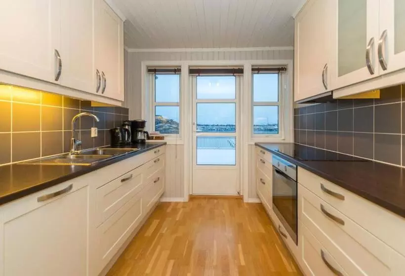 Hotelli Svolvaer Havn   Self Service Check In