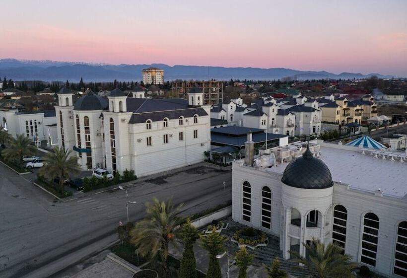 هتل Maricel Astara Resort