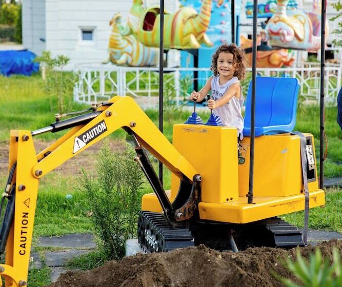 هتل Maricel Astara Resort