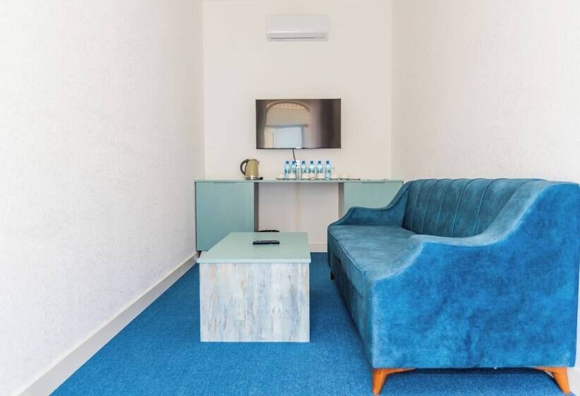 هتل Maricel Astara Resort