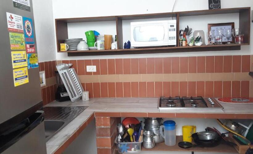 هاستل Hostal Balcones De La Piedra