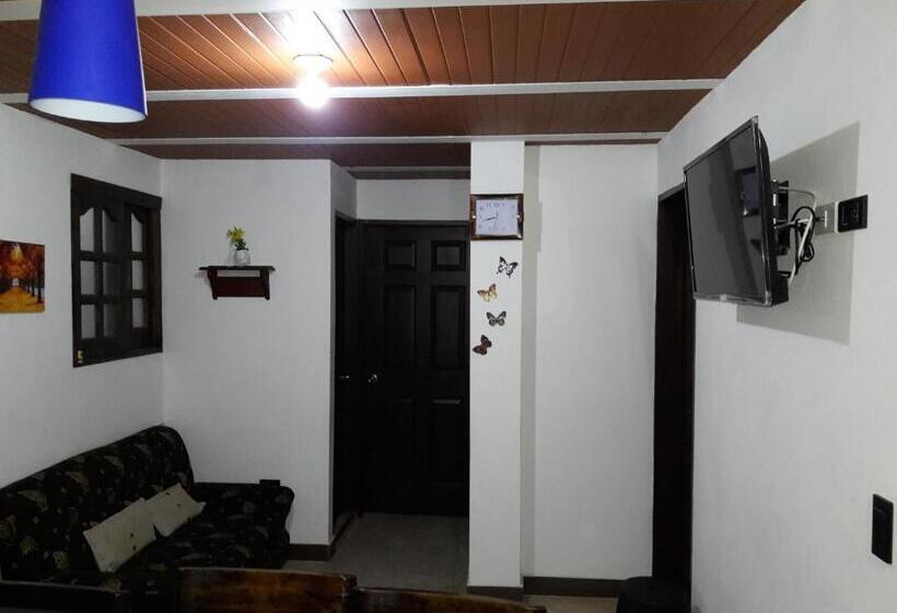 هاستل Hostal Balcones De La Piedra